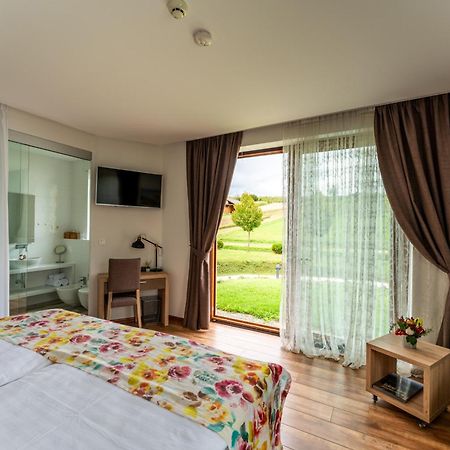Bed&Breakfast Vinarija Coner Bjelovar Eksteriør billede