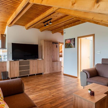 Bed&Breakfast Vinarija Coner Bjelovar Eksteriør billede