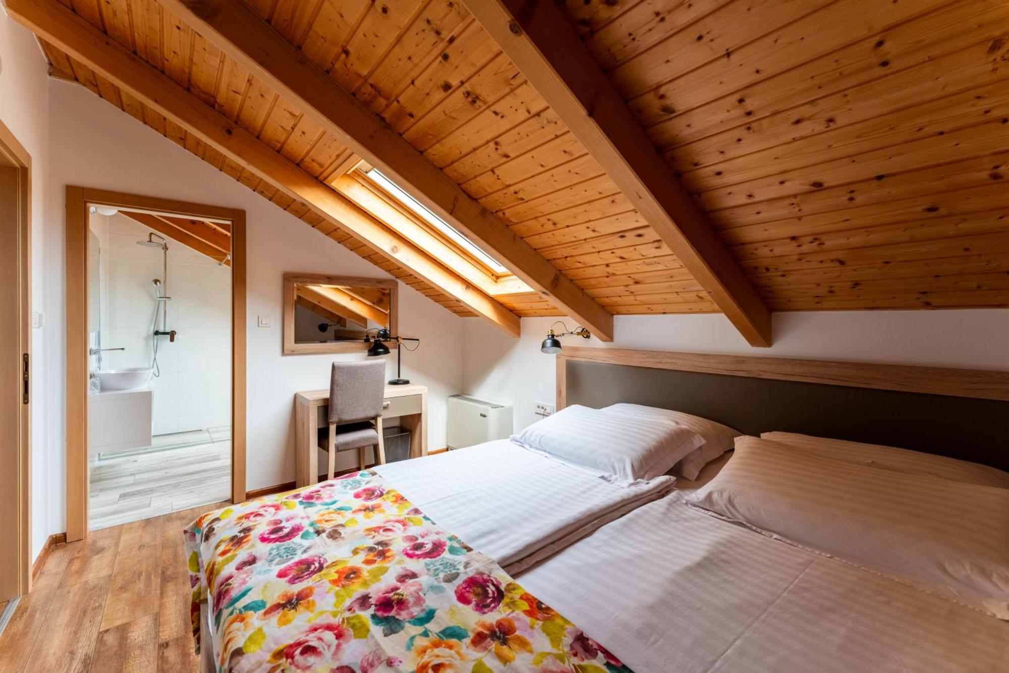 Bed&Breakfast Vinarija Coner Bjelovar Eksteriør billede