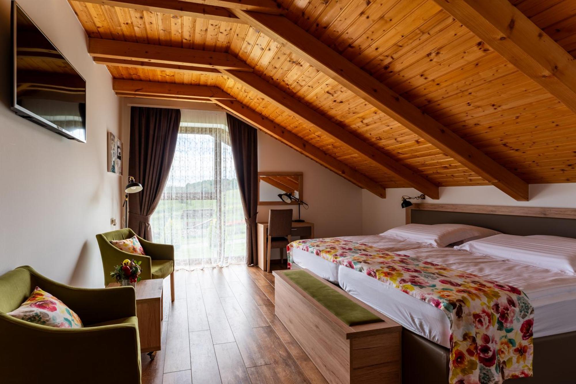 Bed&Breakfast Vinarija Coner Bjelovar Eksteriør billede
