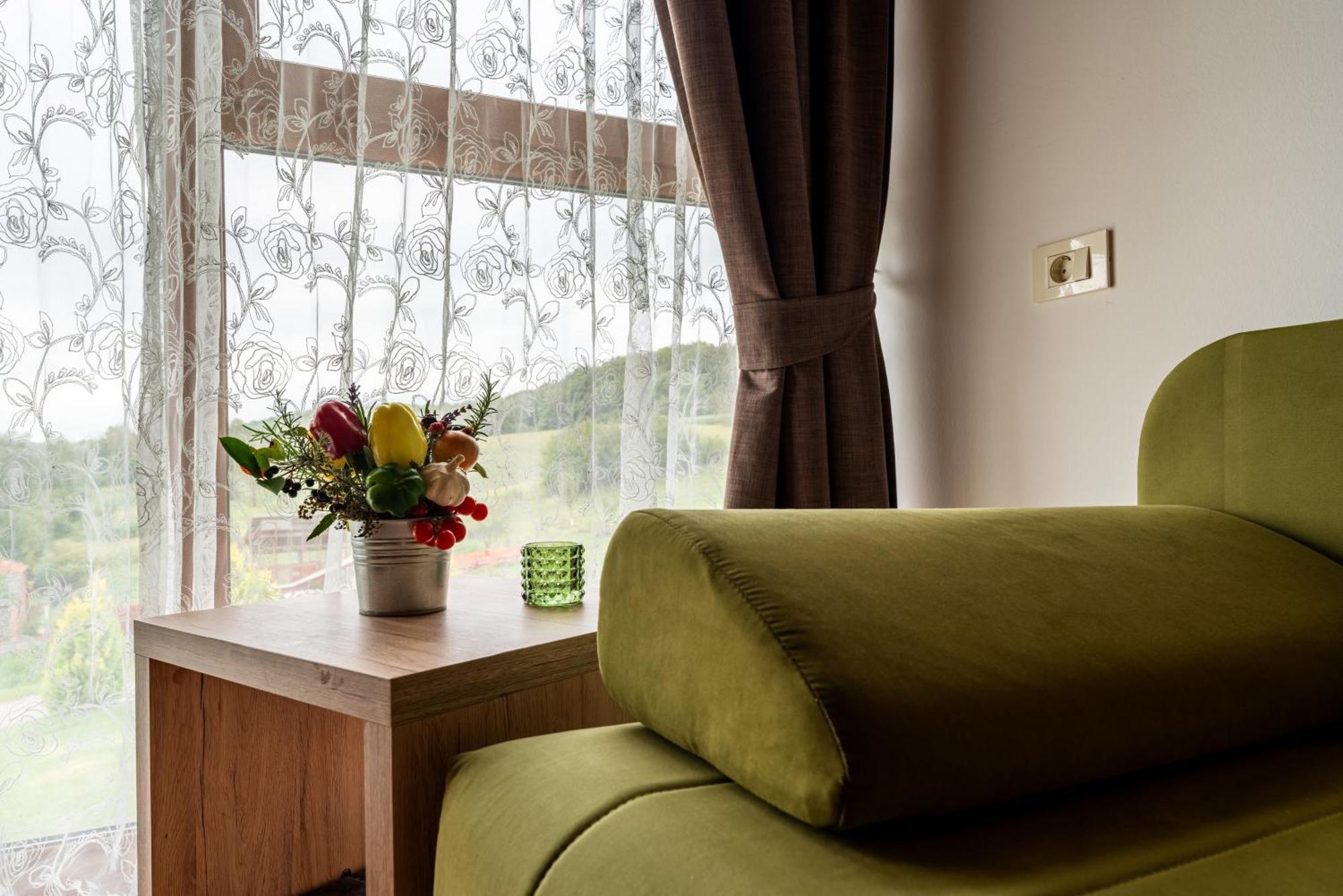 Bed&Breakfast Vinarija Coner Bjelovar Eksteriør billede