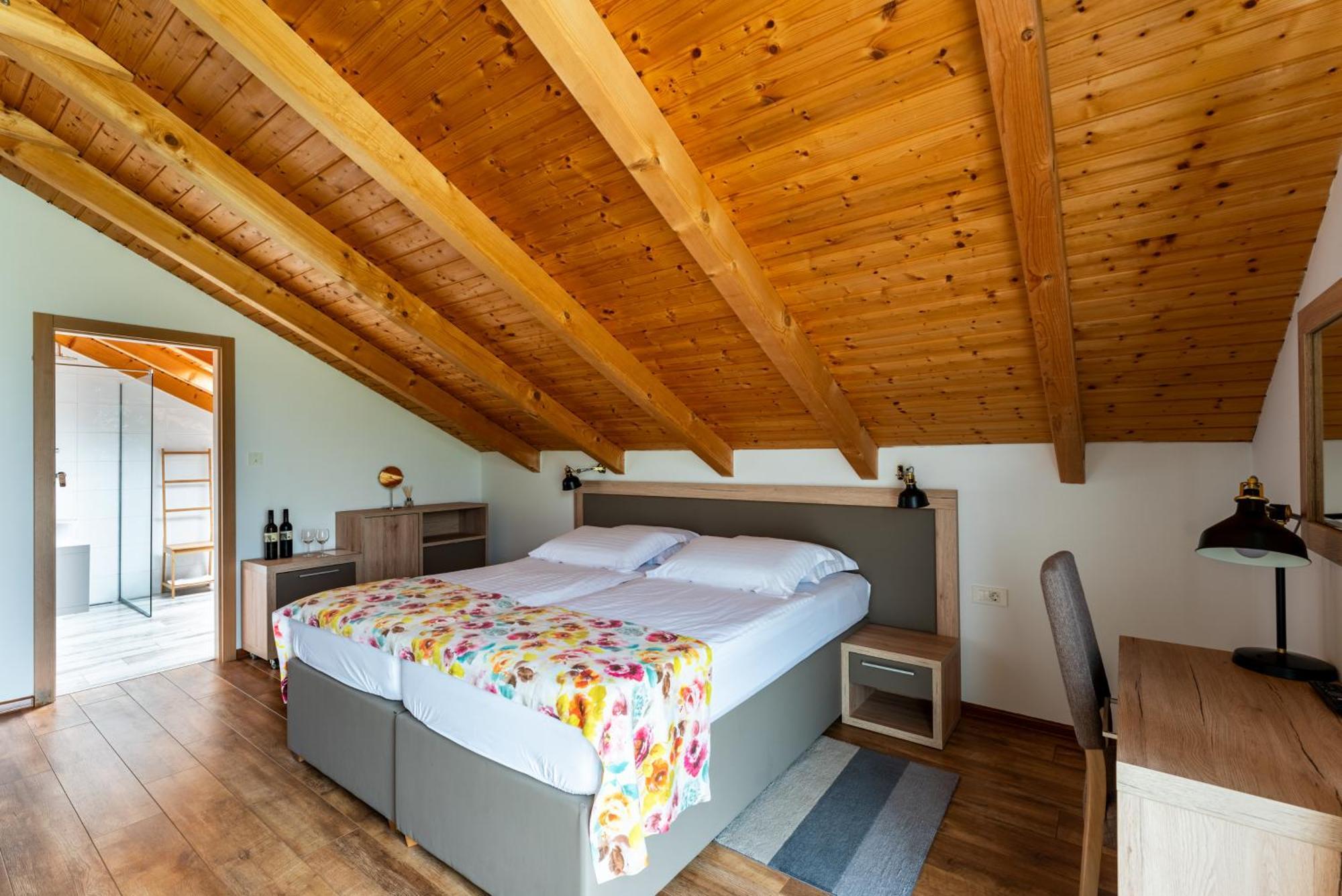 Bed&Breakfast Vinarija Coner Bjelovar Eksteriør billede