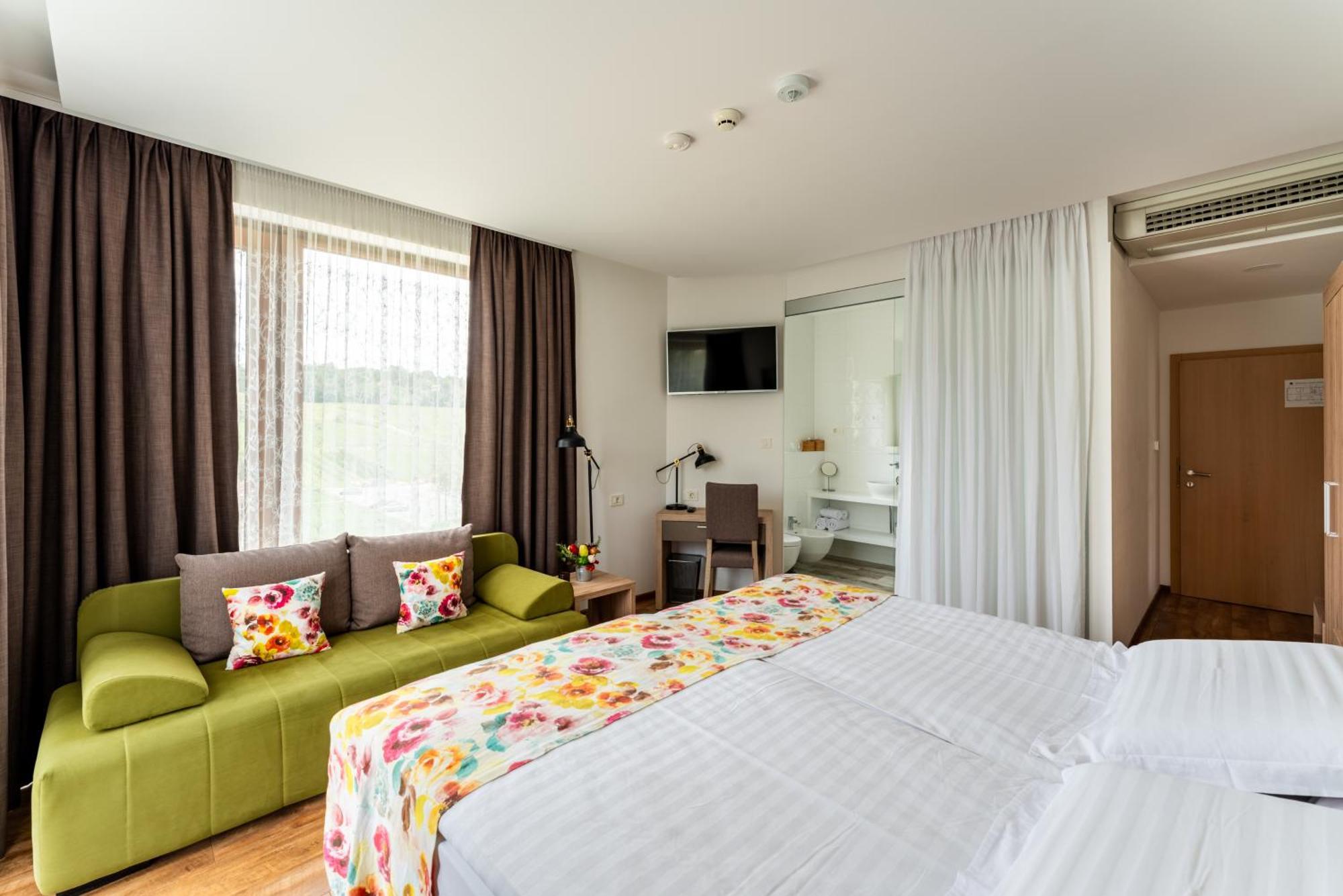 Bed&Breakfast Vinarija Coner Bjelovar Eksteriør billede